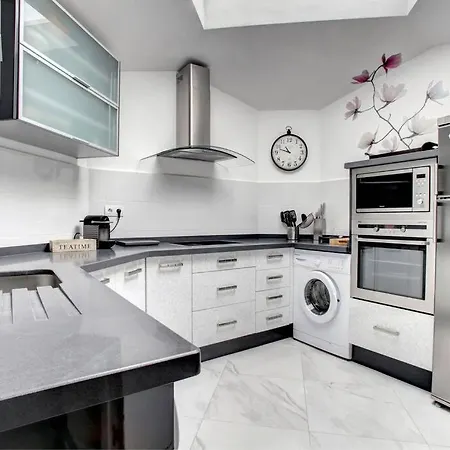 Mar & Pe Apartament *